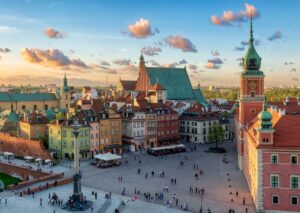 Read more about the article The 10 Best Day Trips from Warsaw to Truly Understand Poland